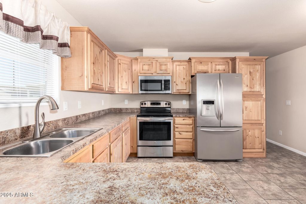 2650 W UNION HILLS Drive 231, Phoenix, AZ 85027 — photo 4