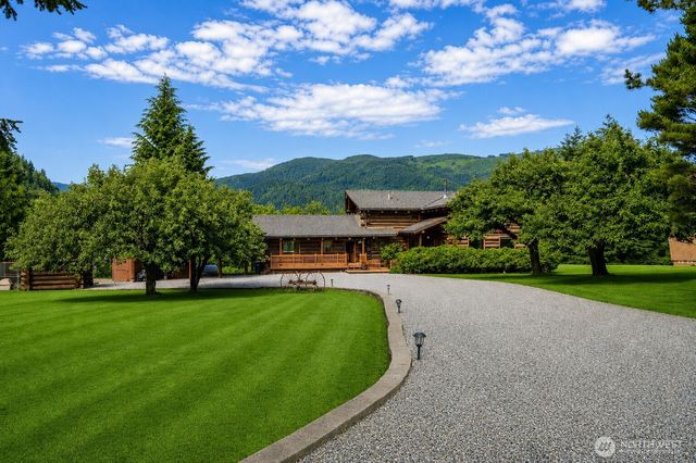 3130 S Bay Vista Drive, Sedro Woolley, WA 98284