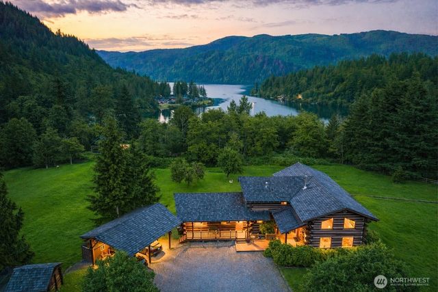 3130 S Bay Vista Drive, Sedro Woolley, WA 98284