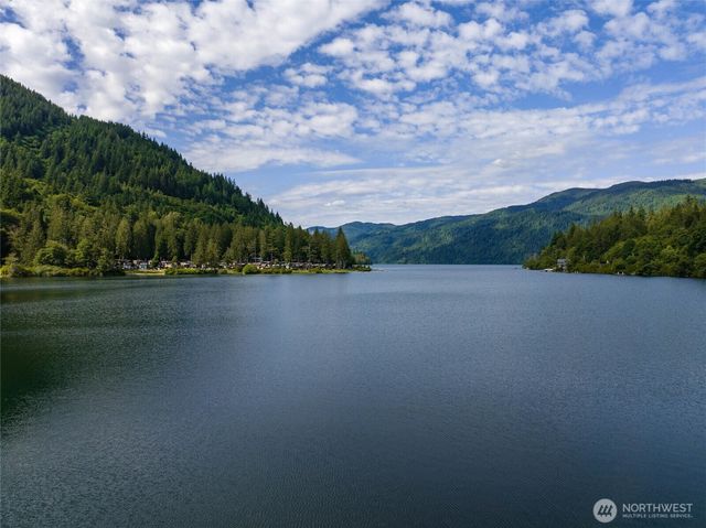 3130 S Bay Vista Drive, Sedro Woolley, WA 98284