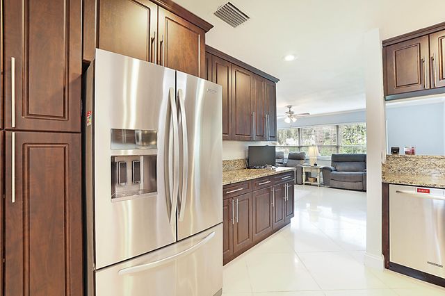 8753 SE Riverfront Terrace, Jupiter, FL 33469