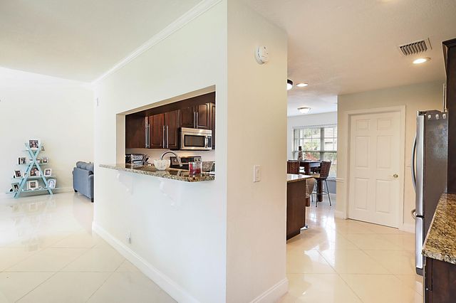 8753 SE Riverfront Terrace, Jupiter, FL 33469