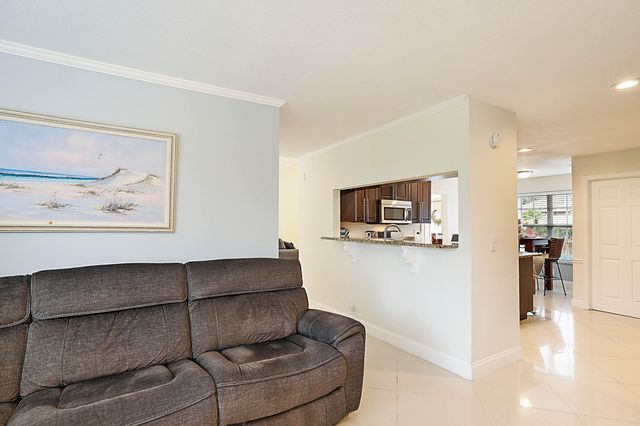 8753 SE Riverfront Terrace, Jupiter, FL 33469