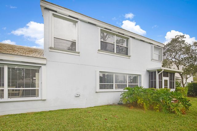 8753 SE Riverfront Terrace, Jupiter, FL 33469