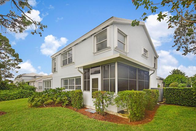 8753 SE Riverfront Terrace, Jupiter, FL 33469