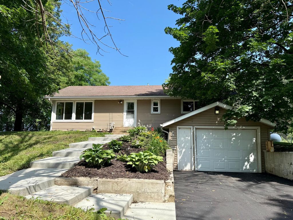 31465 Northfield Boulevard, Northfield, MN 55057 — exterior