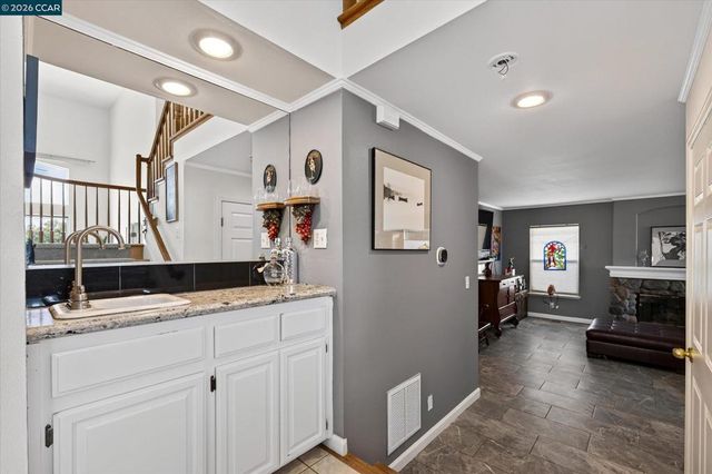 2353 Wayfarer Dr, Discovery Bay, CA 94505