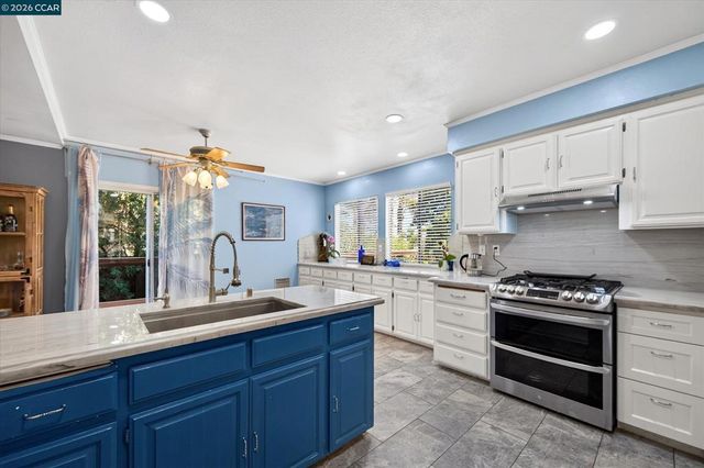 2353 Wayfarer Dr, Discovery Bay, CA 94505