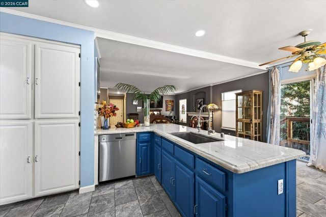 2353 Wayfarer Dr, Discovery Bay, CA 94505