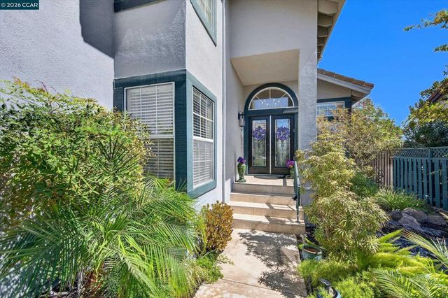 2353 Wayfarer Dr, Discovery Bay, CA 94505