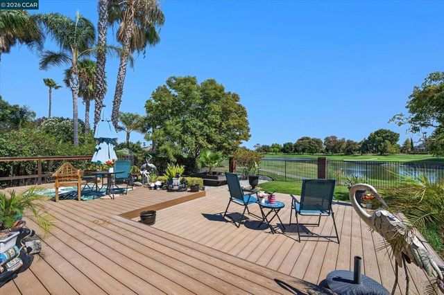 2353 Wayfarer Dr, Discovery Bay, CA 94505