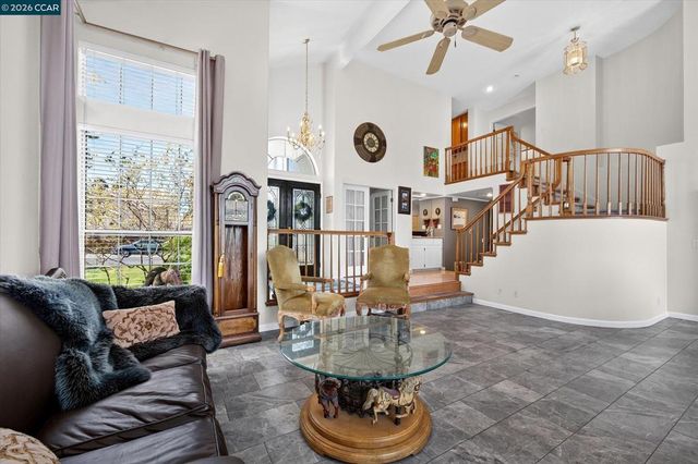 2353 Wayfarer Dr, Discovery Bay, CA 94505