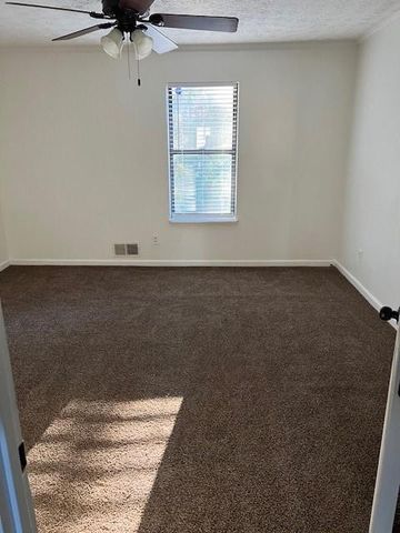 8253 Canyon Forge Drive, Riverdale, GA 30274