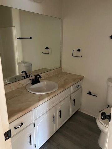 8253 Canyon Forge Drive, Riverdale, GA 30274