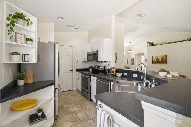 6228 38TH STREET E, Bradenton, FL 34203