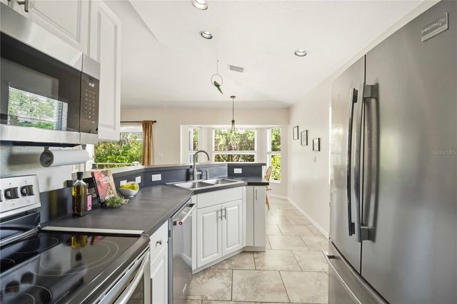 6228 38TH STREET E, Bradenton, FL 34203