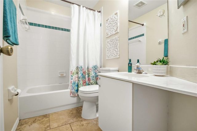 6228 38TH STREET E, Bradenton, FL 34203