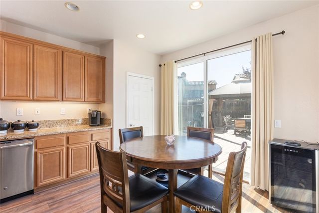 32735 Newham Court, Winchester, CA 92596