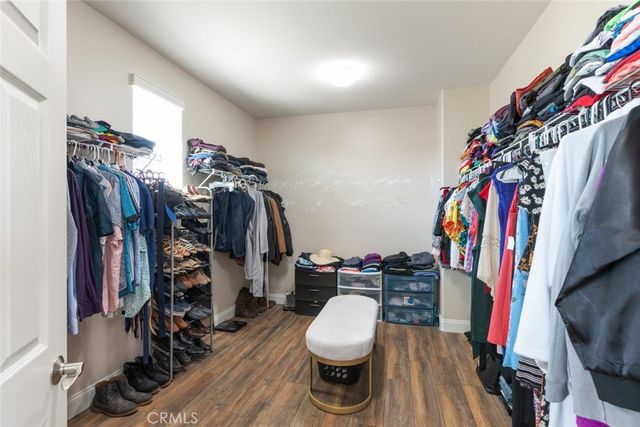 32735 Newham Court, Winchester, CA 92596