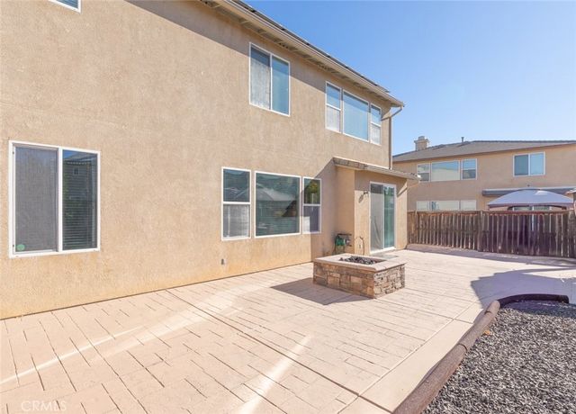32735 Newham Court, Winchester, CA 92596