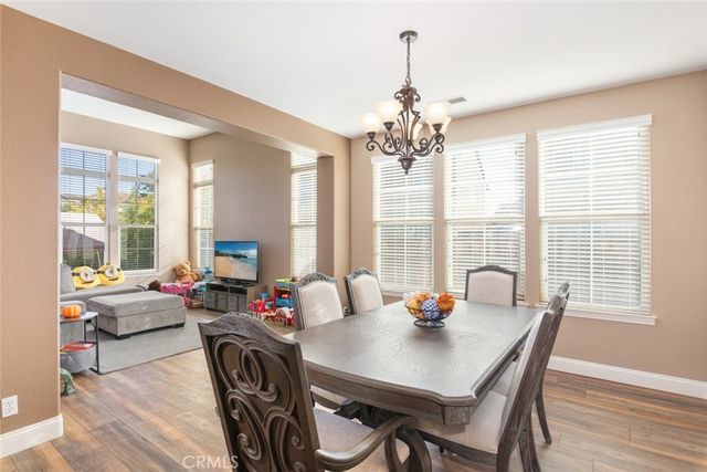 32735 Newham Court, Winchester, CA 92596