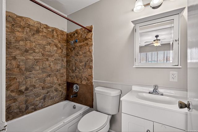 301 Deborah Drive, Converse, TX 78109