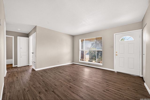 301 Deborah Drive, Converse, TX 78109