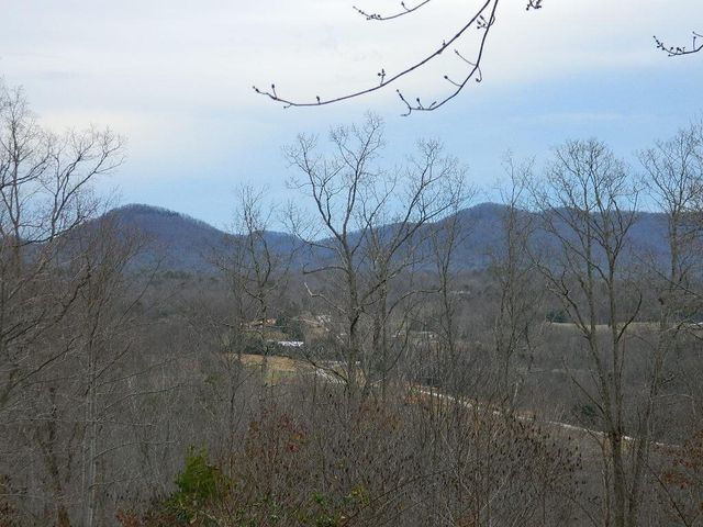 150 Brown Ridge Road, Irvine, KY 40336