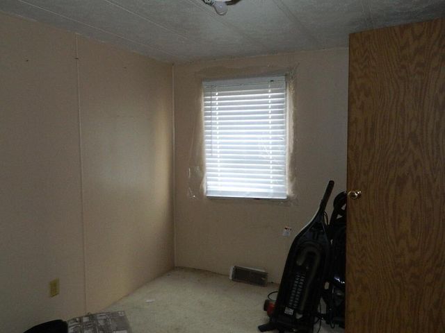 150 Brown Ridge Road, Irvine, KY 40336