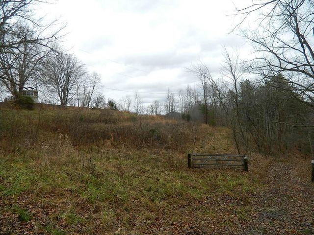 150 Brown Ridge Road, Irvine, KY 40336