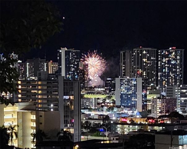 965 Prospect Street 404, Honolulu, HI 96822