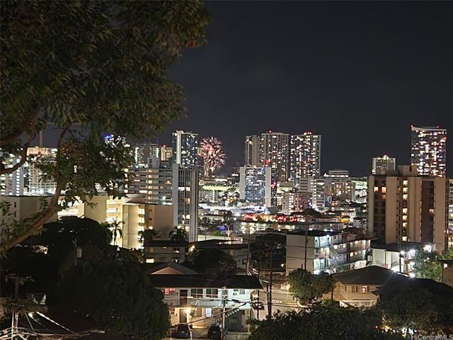 965 Prospect Street 404, Honolulu, HI 96822