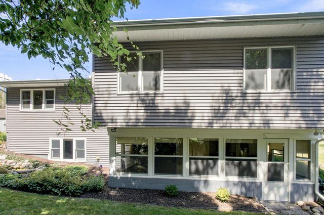 2100 Brown School Road, St. Joseph, MI 49085