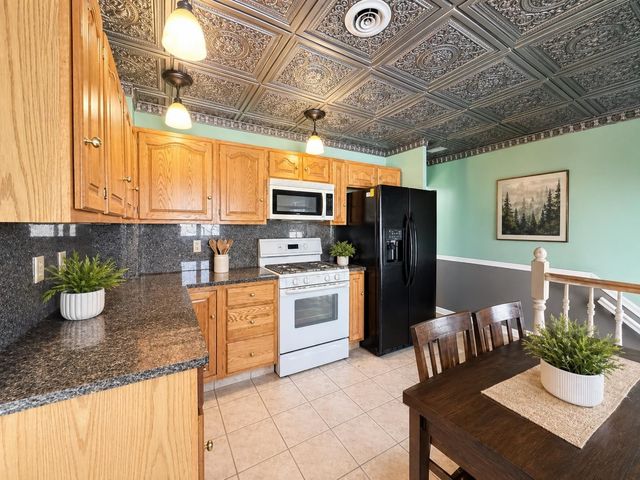 11 Juniper Hill Road, Springfield, VT 05156
