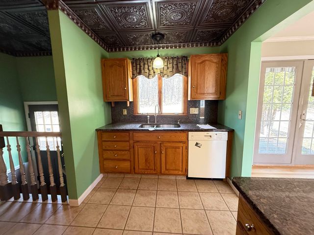 11 Juniper Hill Road, Springfield, VT 05156
