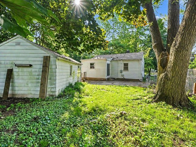 533 Hunt Place, Ypsilanti, MI 48198