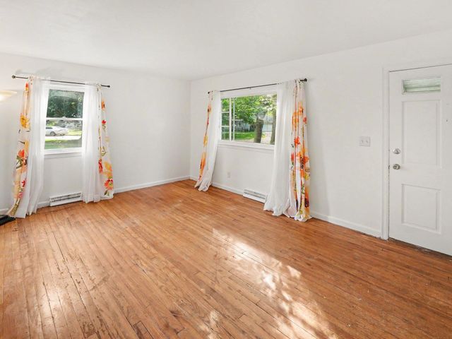 533 Hunt Place, Ypsilanti, MI 48198
