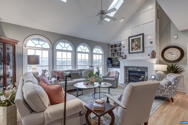 445 BURCHS CREEK RD, Crozet, VA 22932