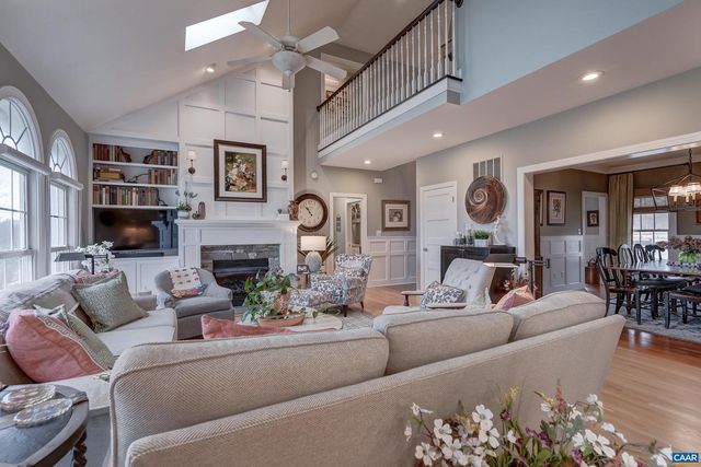 445 BURCHS CREEK RD, Crozet, VA 22932