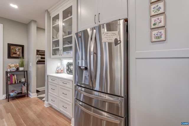 445 BURCHS CREEK RD, Crozet, VA 22932