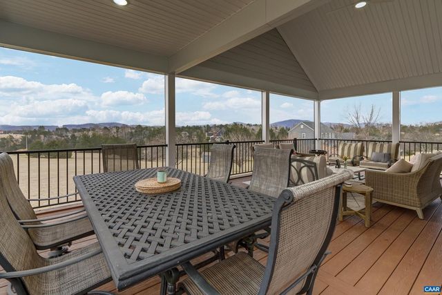 445 BURCHS CREEK RD, Crozet, VA 22932