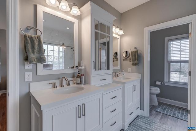 445 BURCHS CREEK RD, Crozet, VA 22932