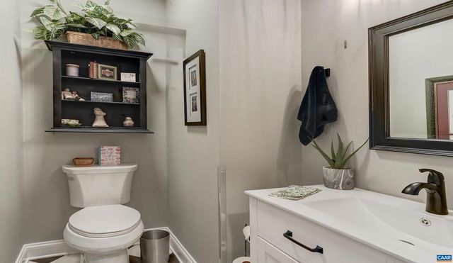 445 BURCHS CREEK RD, Crozet, VA 22932