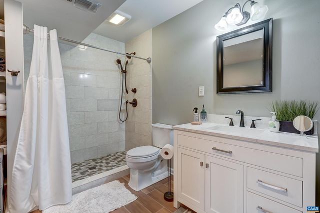 445 BURCHS CREEK RD, Crozet, VA 22932