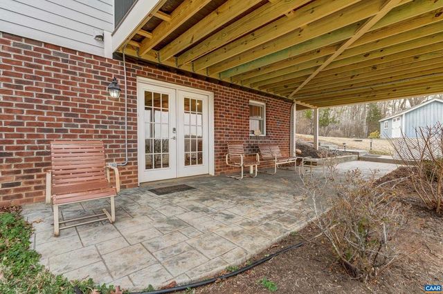 445 BURCHS CREEK RD, Crozet, VA 22932
