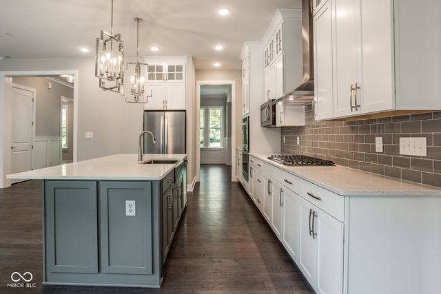 577 Foxboro Drive, Avon, IN 46123