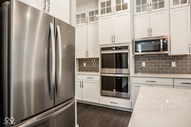 577 Foxboro Drive, Avon, IN 46123