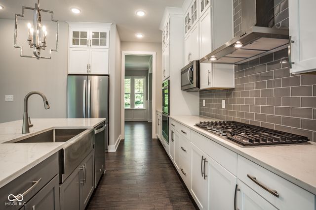 577 Foxboro Drive, Avon, IN 46123