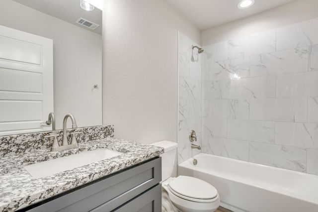 931 River Road, Fort Worth, TX 76114