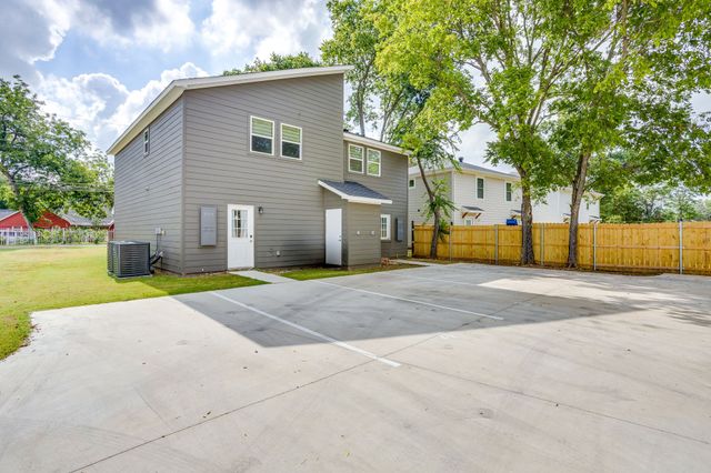 931 River Road, Fort Worth, TX 76114